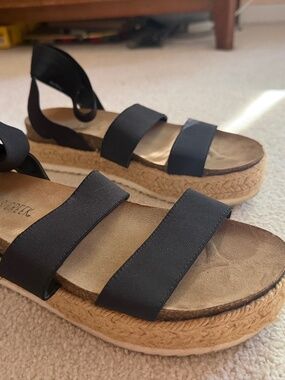 Black Strappy Platform Sandals, Falls Creek, Size 9